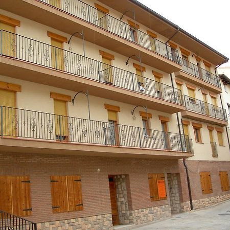 Apartamentos Turisticos Rosario Camarena de la Sierra Exteriör bild